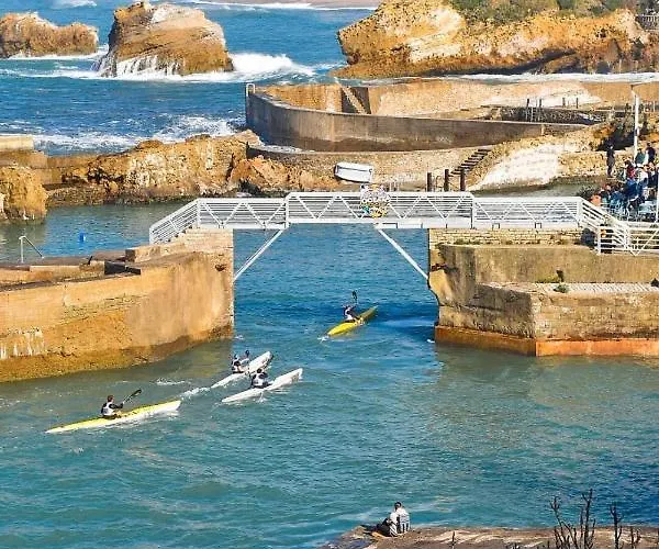 Vue A 100m Des Plages, Classe 4* Apartment *