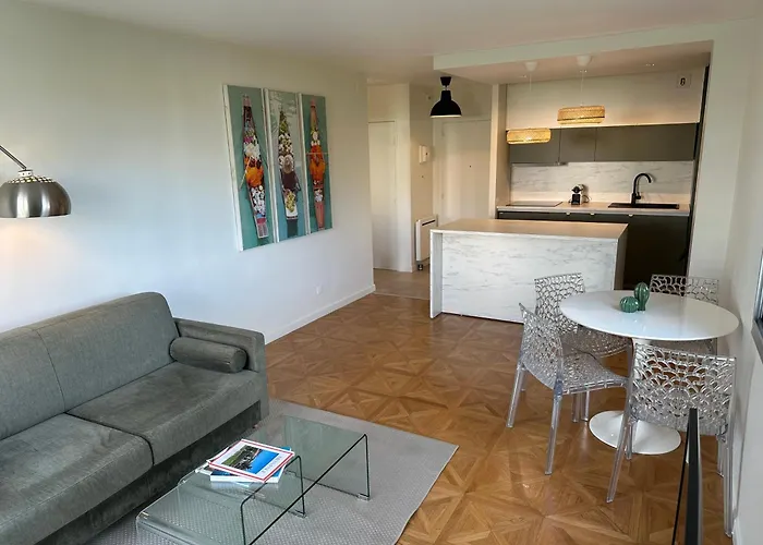 Vue A 100m Des Plages, Classe 4* Apartment Biarritz